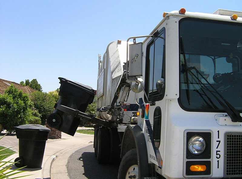 Mountain Disposal curbside truck
